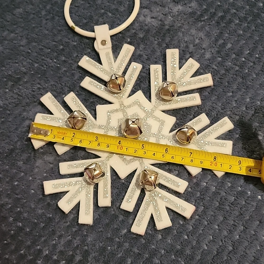 NEW SET OF 4 CHRISTMAS DECORATIONS - Picture 13 of 17